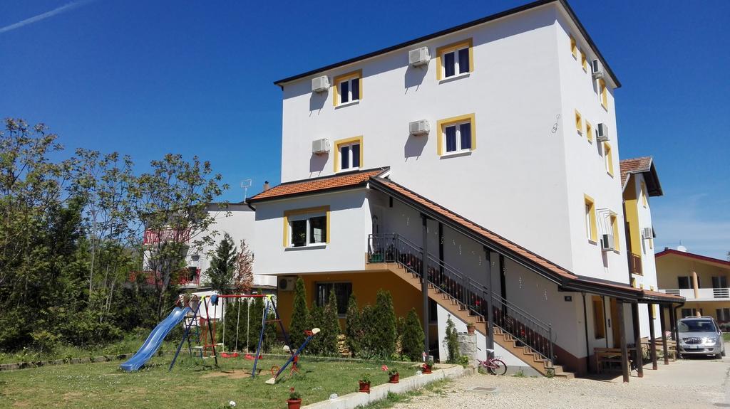 Pansion Eden Bed & Breakfast Medjugorje Exterior photo